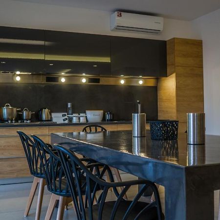 Heraklion Airport Family Lux Apartment Exterior foto